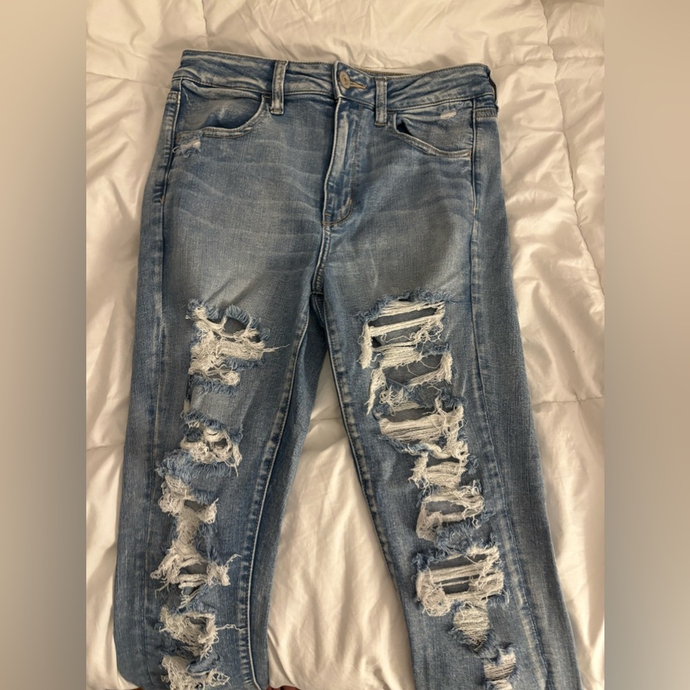 women’s size 12 American Eagle ripped jeans